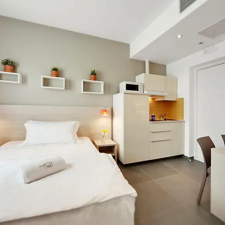 Dei Viali Apartahotel 3*